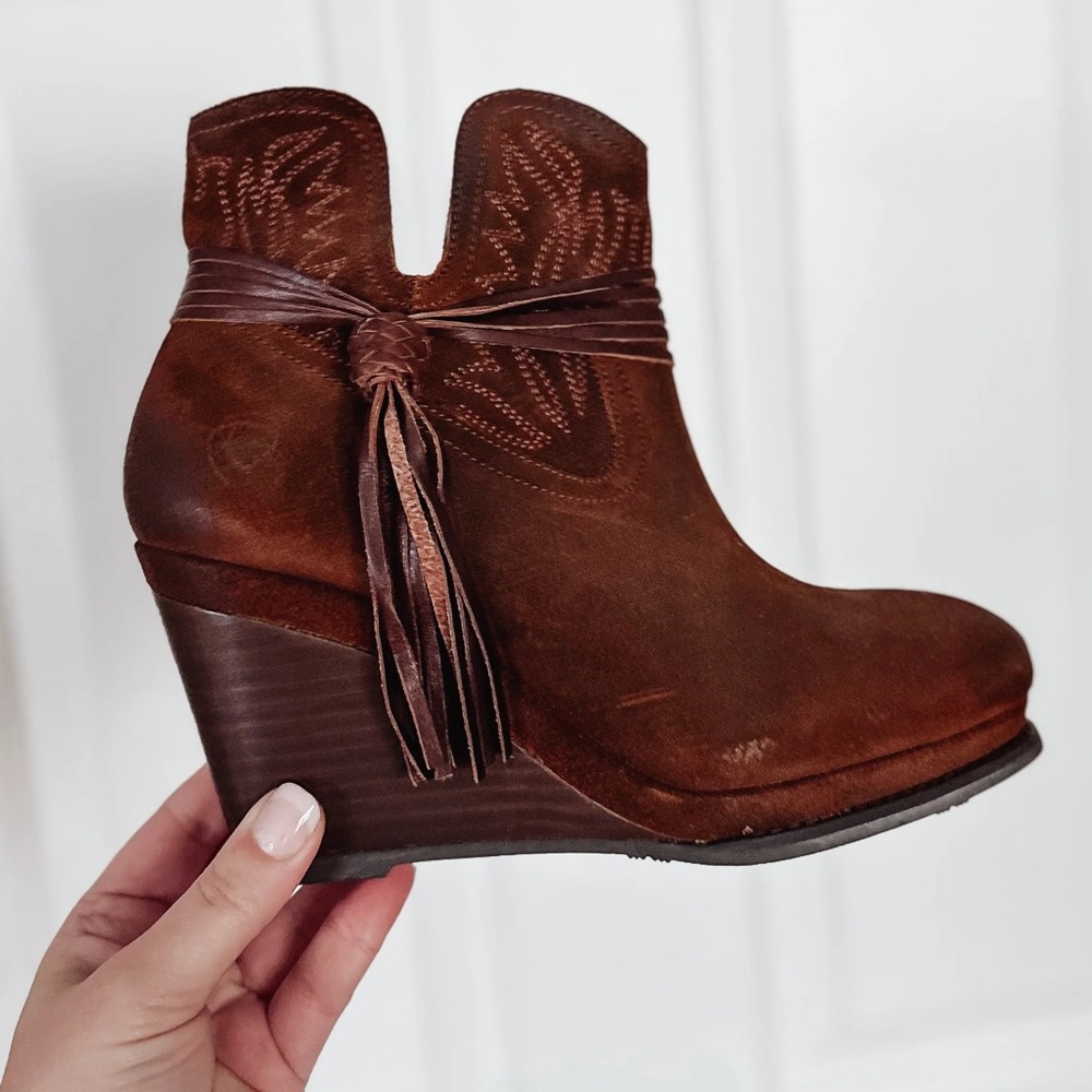 Ariat Leather Bootie